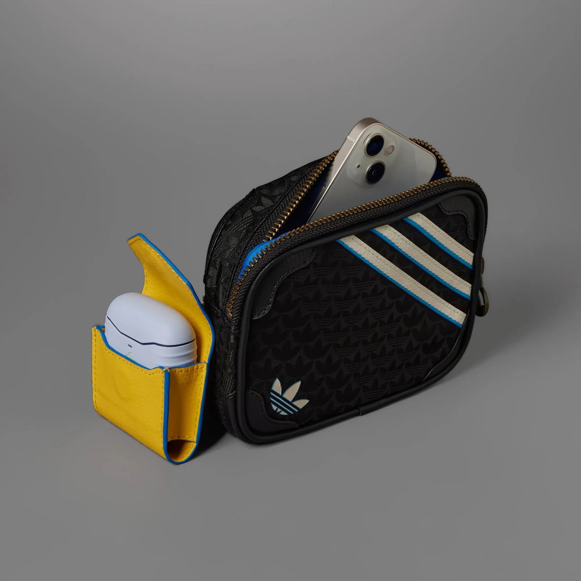 Adidas Originals | ADICOLOR 70S MINI AIRLINER BAG