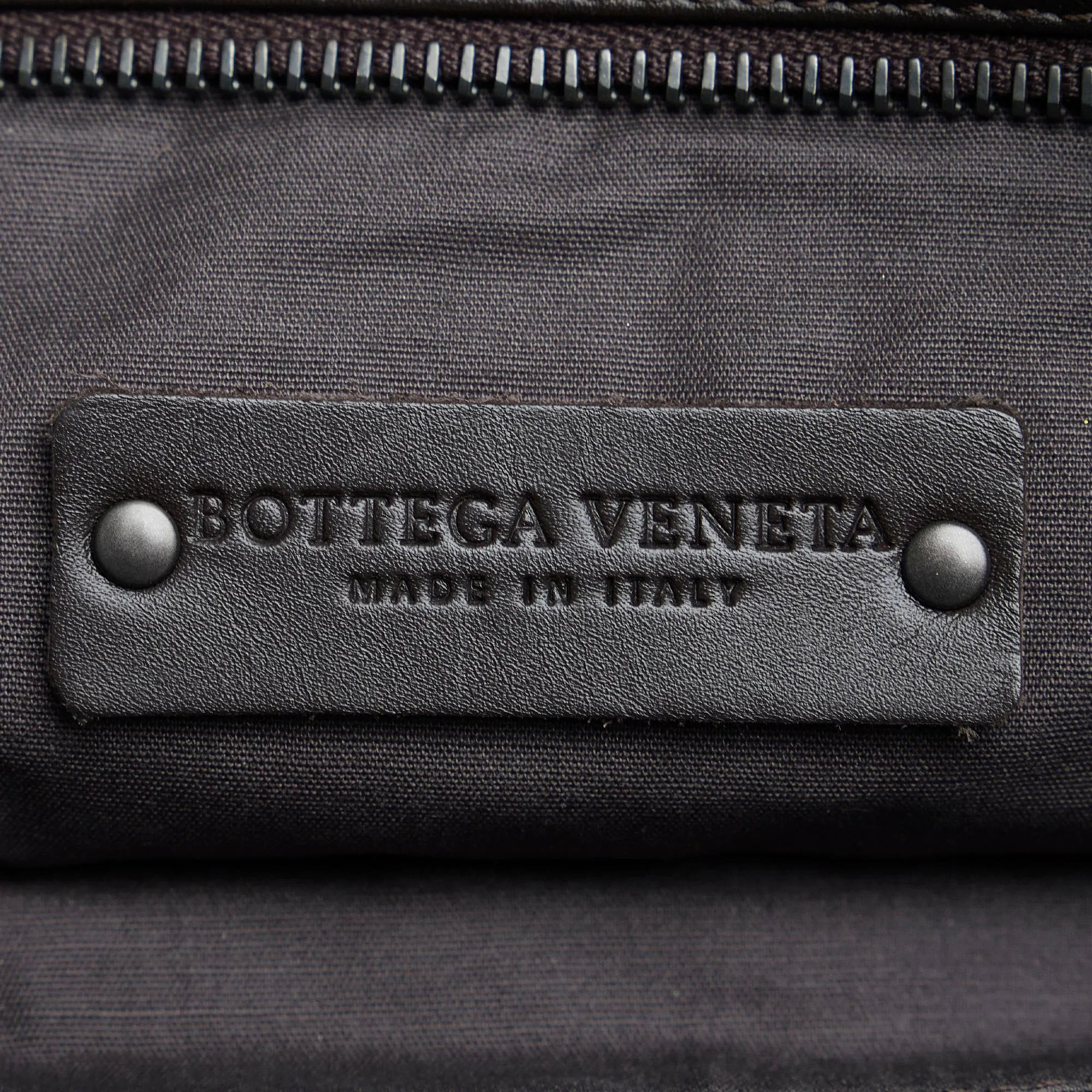 Bottega Veneta Intrecciato Crossbody Bag (SHG-PwFlRm)