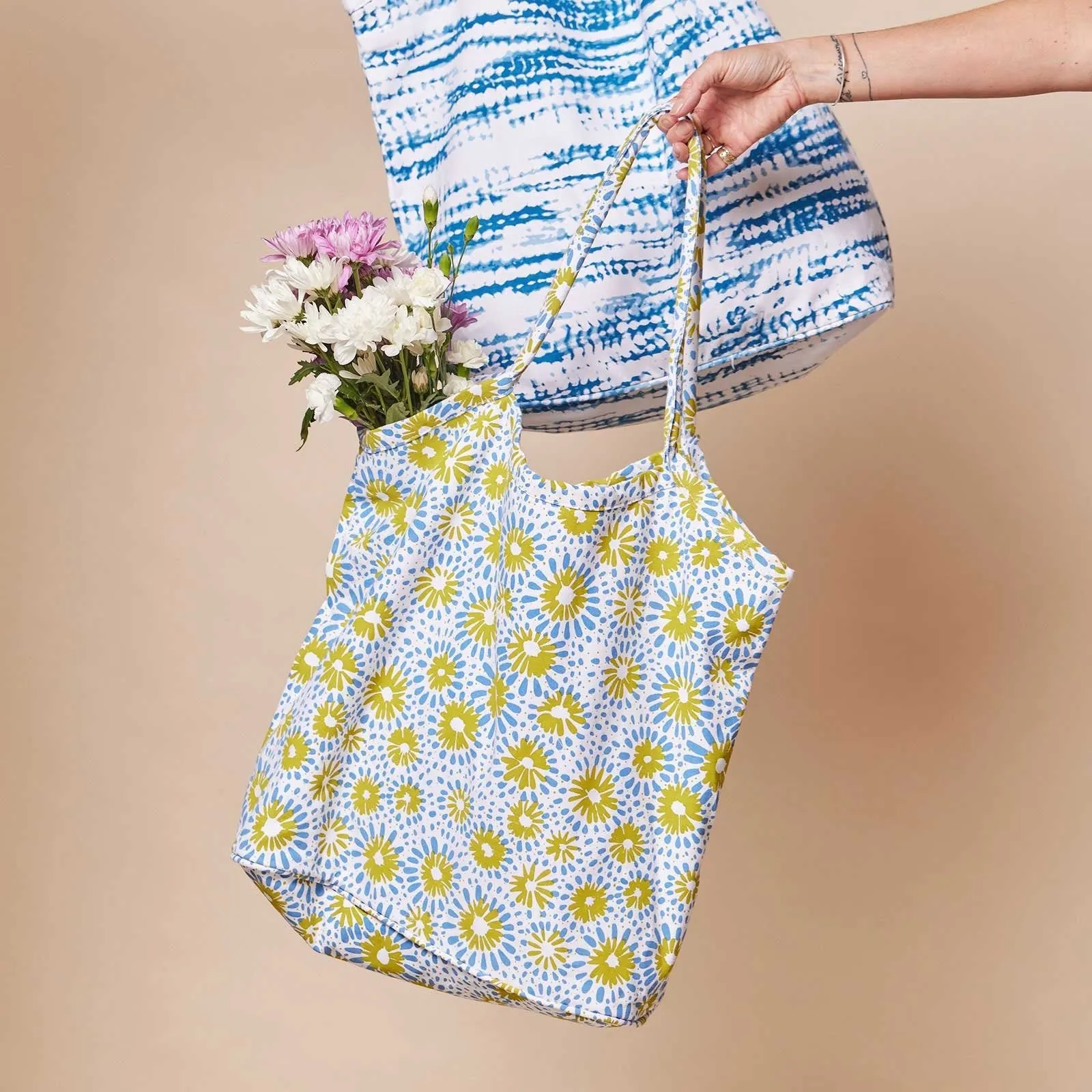 Chamomile Blue Lime Bucket Bag - Your Everyday Companion!