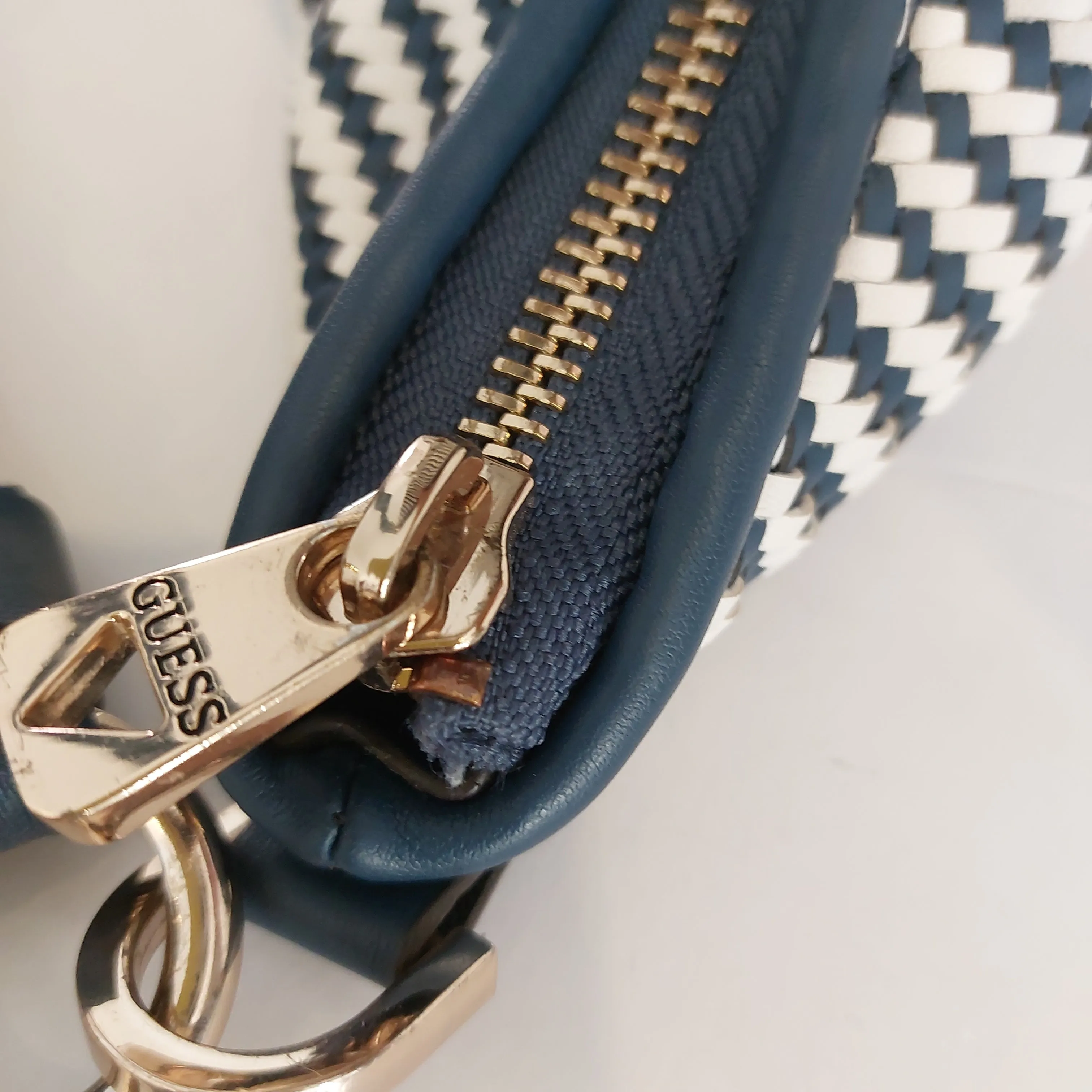 Guess Navy & White Woven Shoulder Bag | Gently Used |