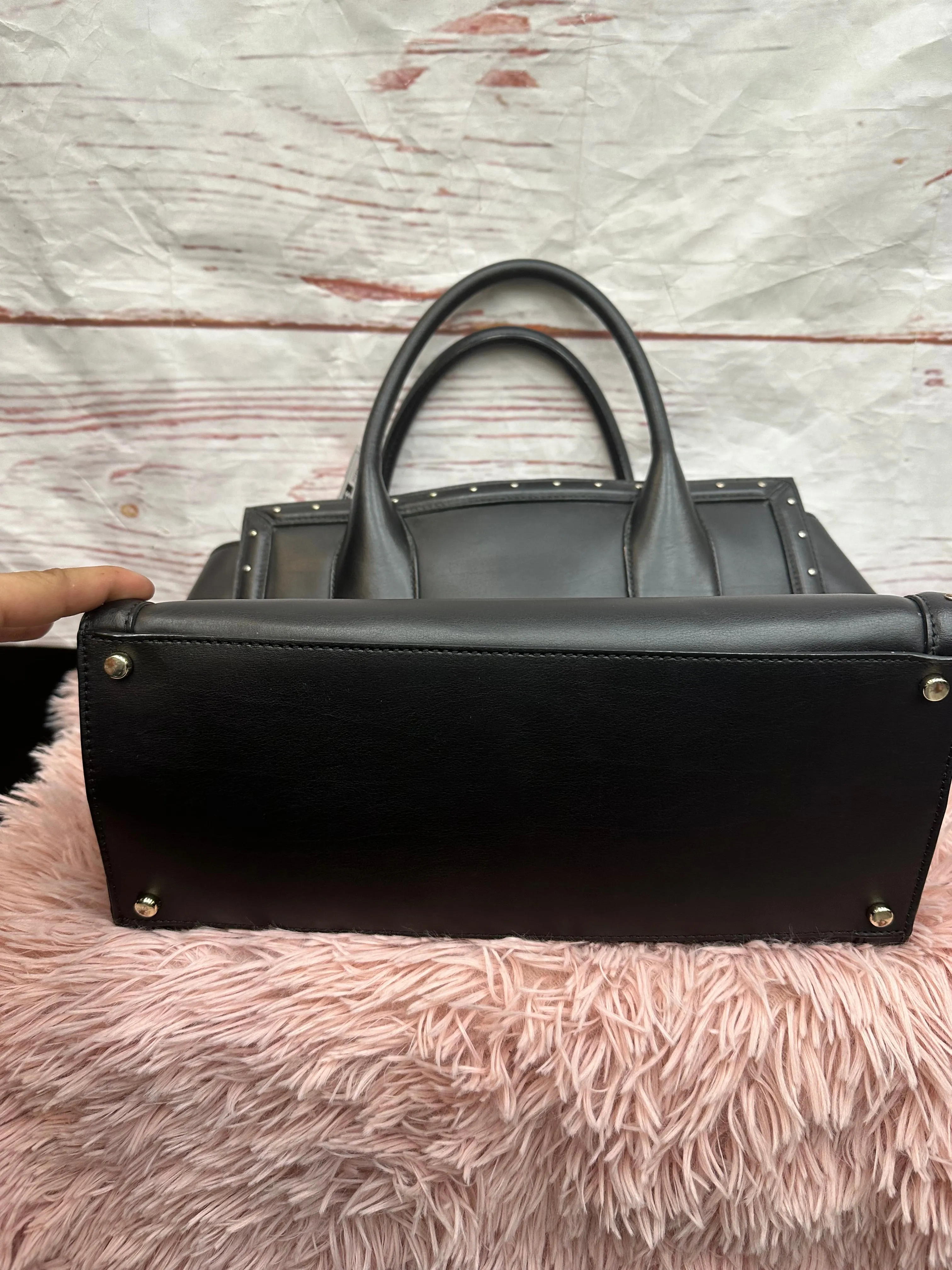 Handbag Designer By Kate Spade  Size: Medium