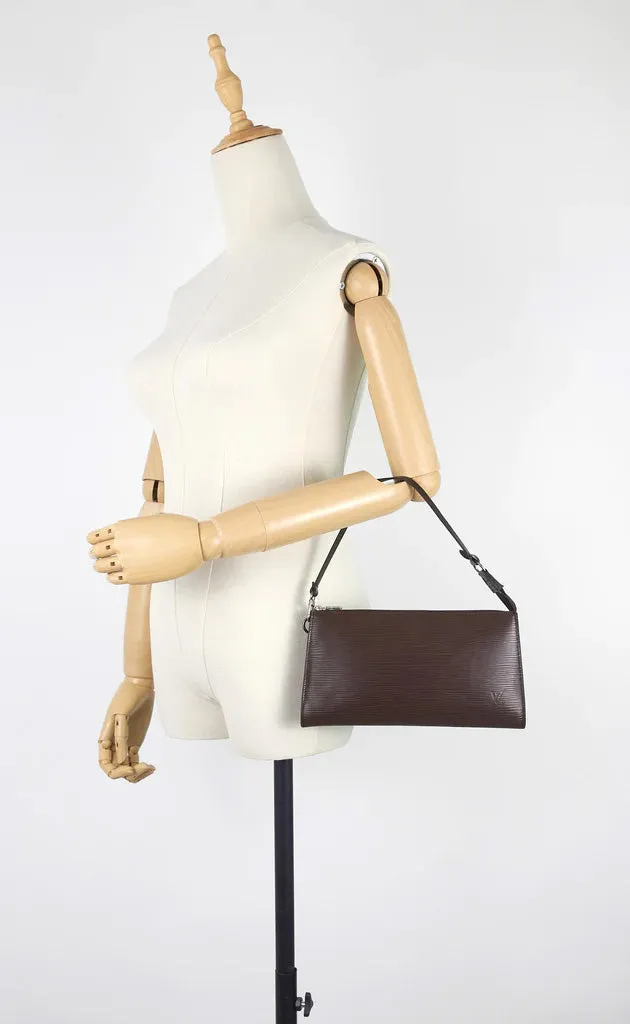 Louis Vuitton Brown Epi Leather Pochette Accessoires Wristlet Pouch Bag