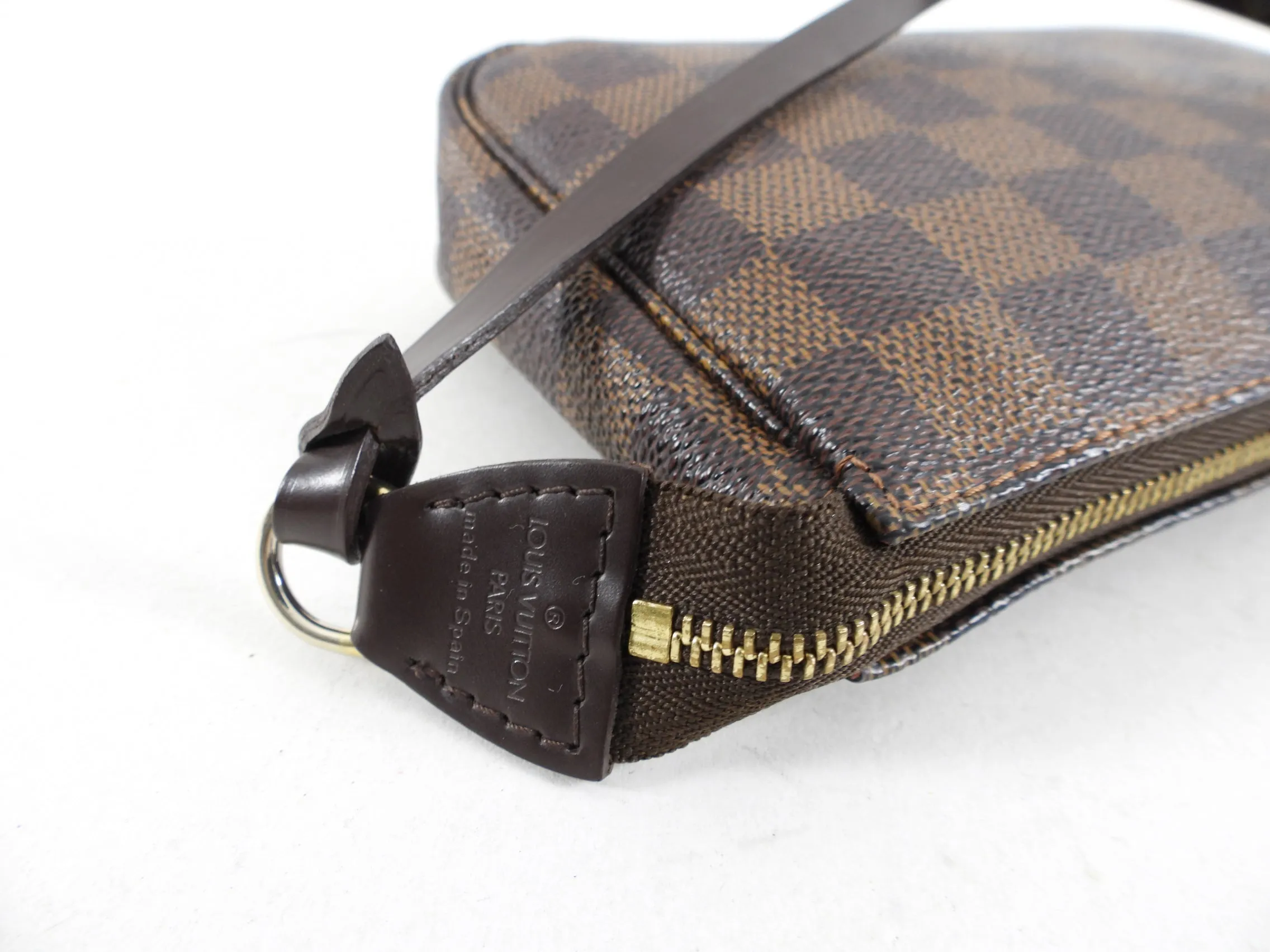 Louis Vuitton Damier Ebene Pochette Accessoires Bag