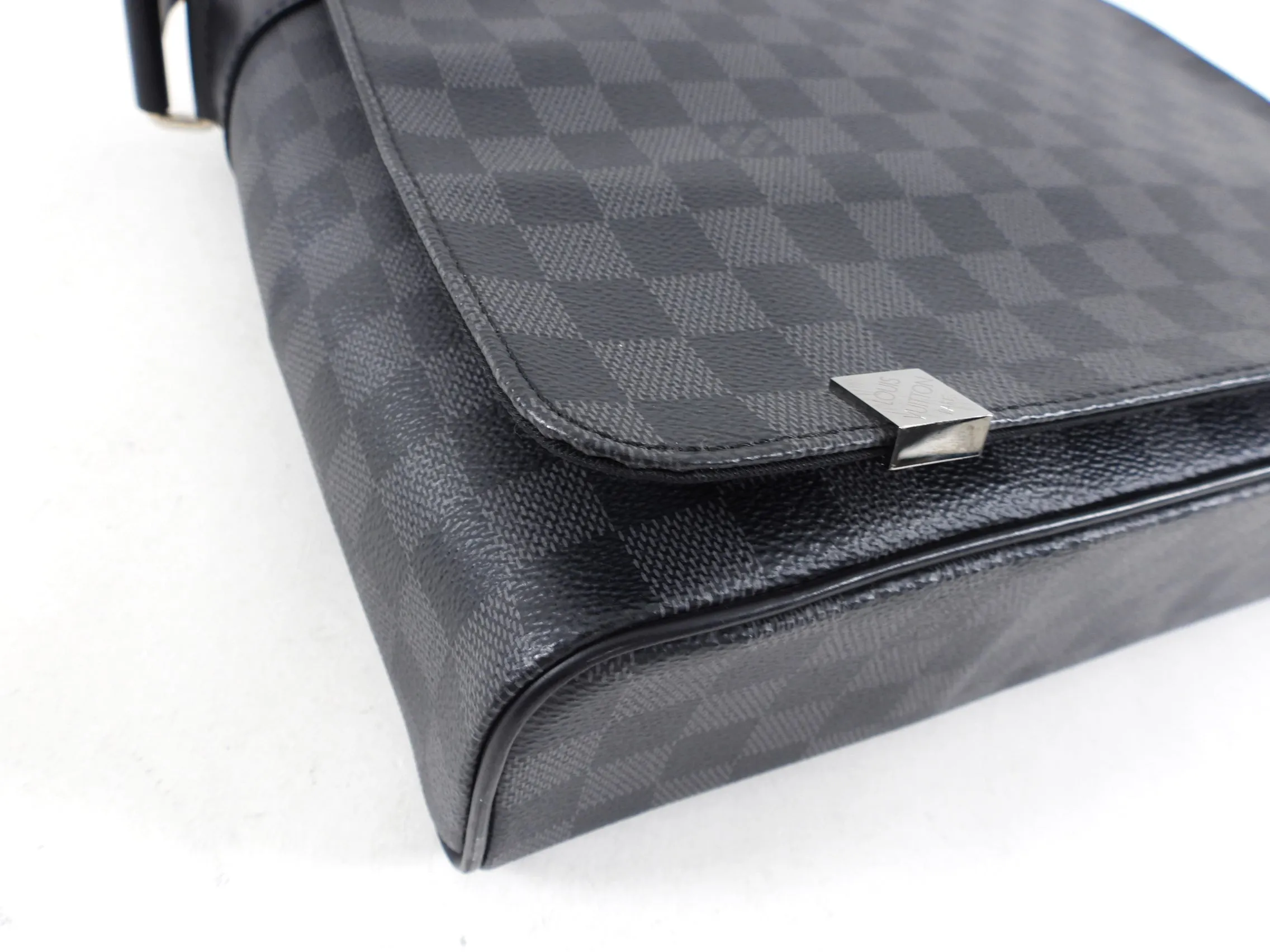 Louis Vuitton Damier Graphite District MM Messenger Bag