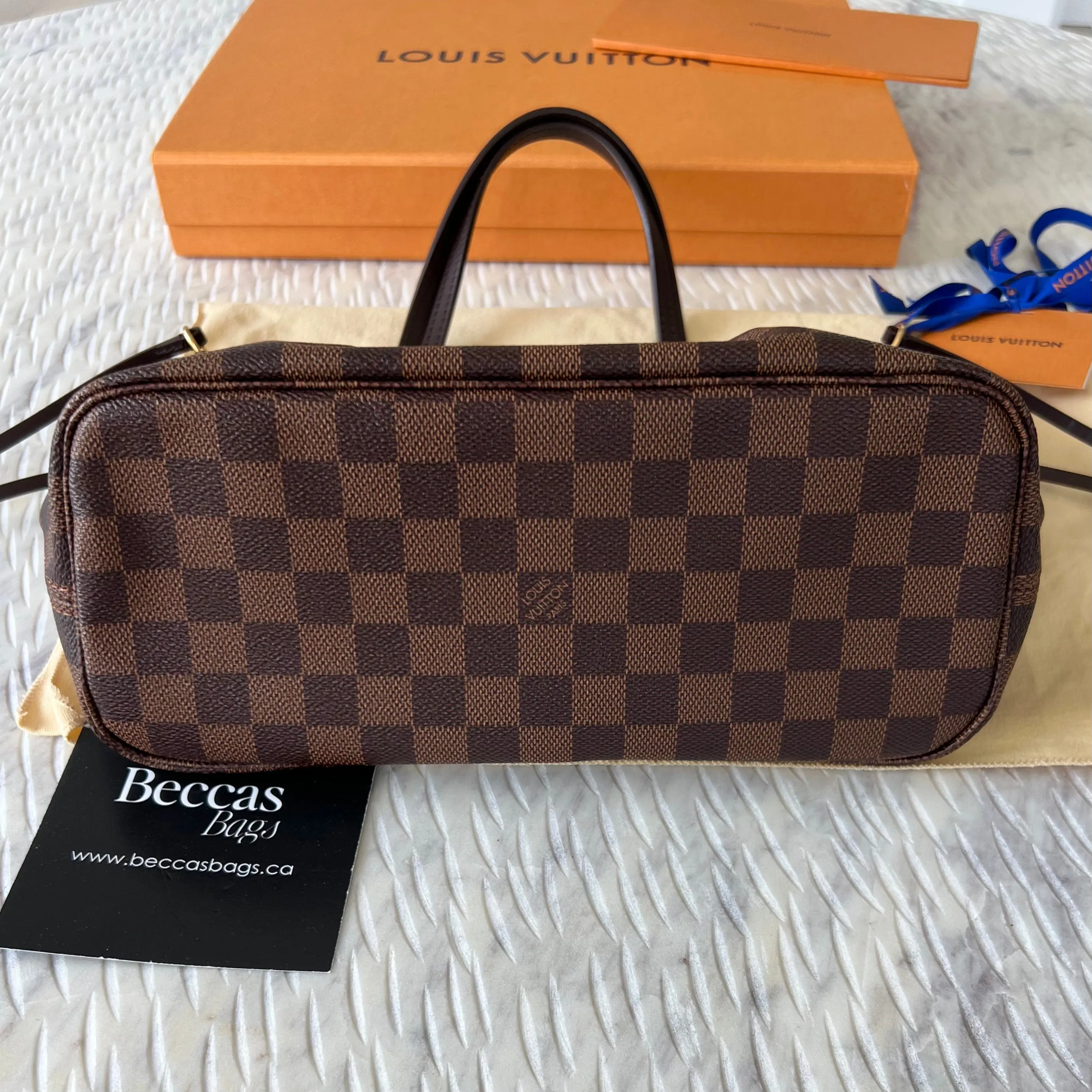 Louis Vuitton Neverfull Bag