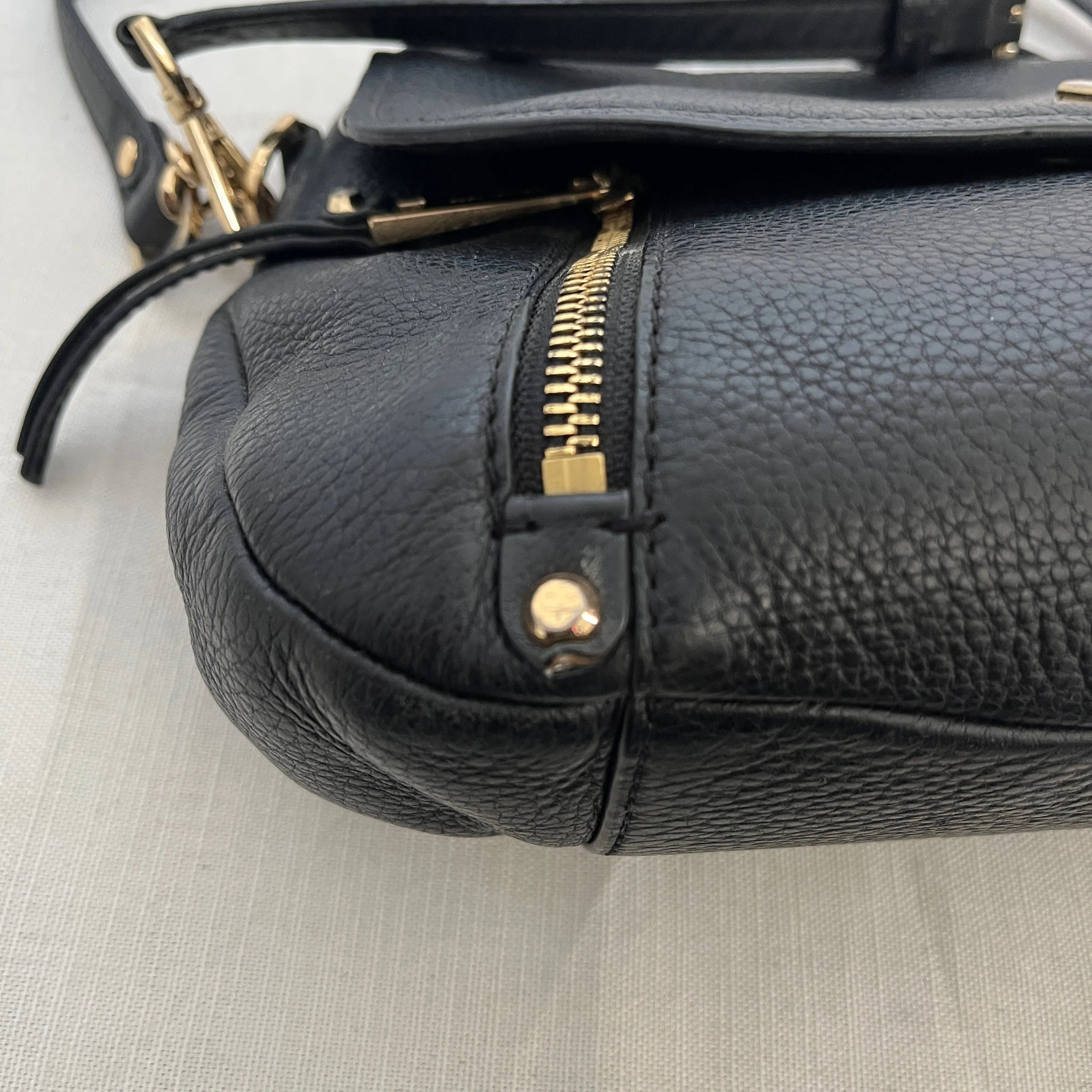 MIchael Kors Black Pebbled Leather 'Evie' Shoulder Bag | Pre Loved |