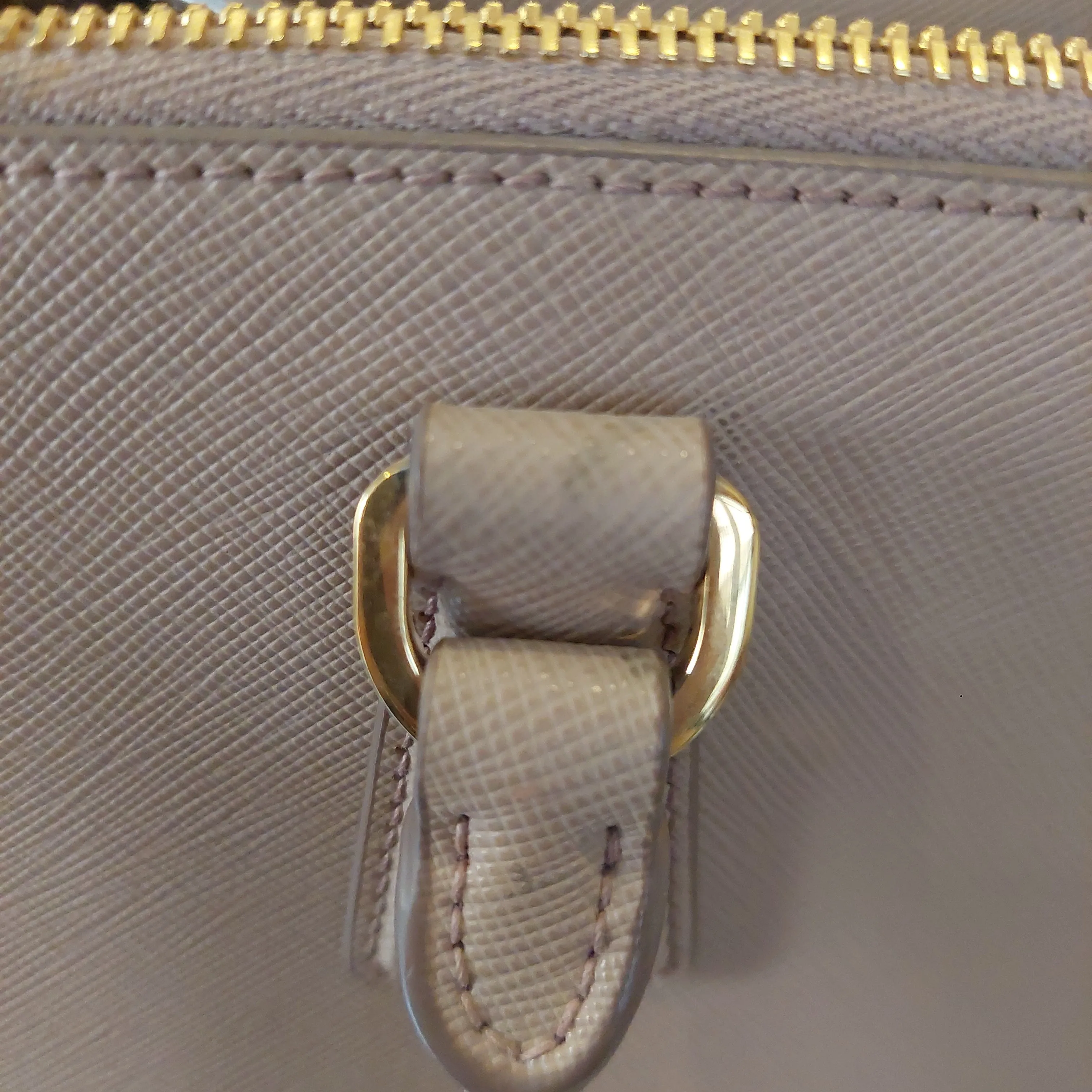 Prada Beige Leather Galleria Tote Bag | Like New |