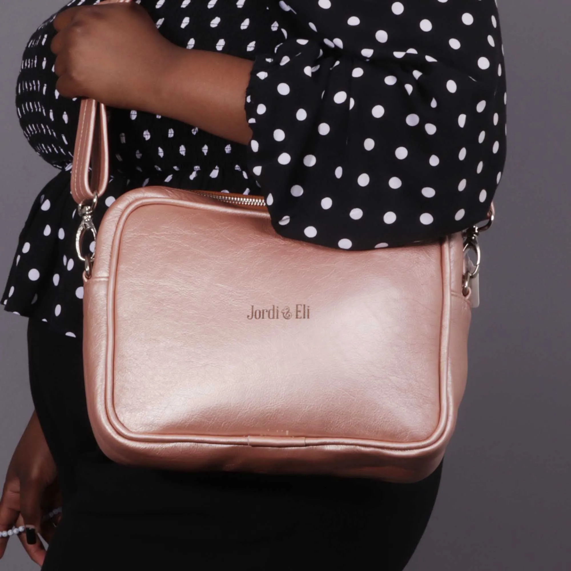 Sling Handbag in Rose Gold - 202-751-321s5